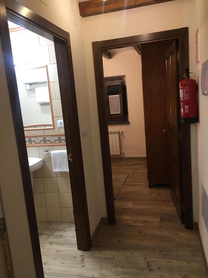 La Casa Vieja De Caneo - Apartamentos Rurales 3 Llaves لواركا المظهر الخارجي الصورة