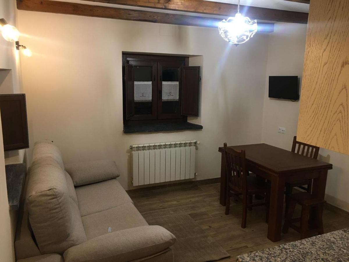 La Casa Vieja De Caneo - Apartamentos Rurales 3 Llaves لواركا المظهر الخارجي الصورة