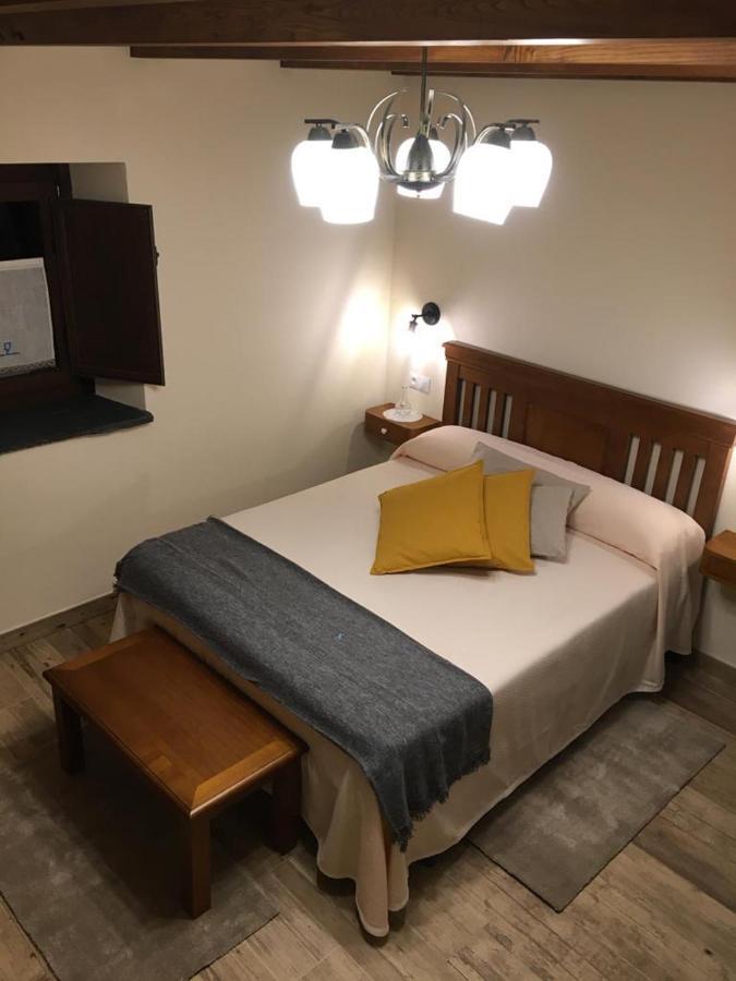 La Casa Vieja De Caneo - Apartamentos Rurales 3 Llaves لواركا المظهر الخارجي الصورة